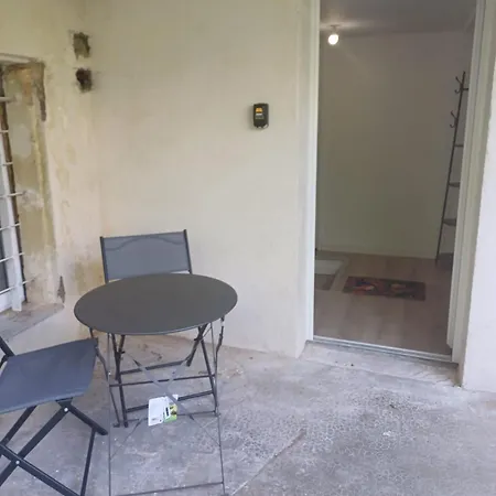 Apartment Le Loft Du Canal, 2 Lits, Baignoire Balneo, Wifi Agen